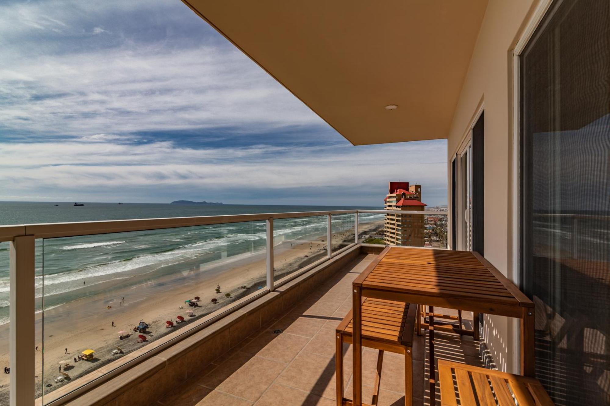 Appartamento Rosarito Beach Luxury Beachfront Walk 2 Papas & Beer Esterno foto